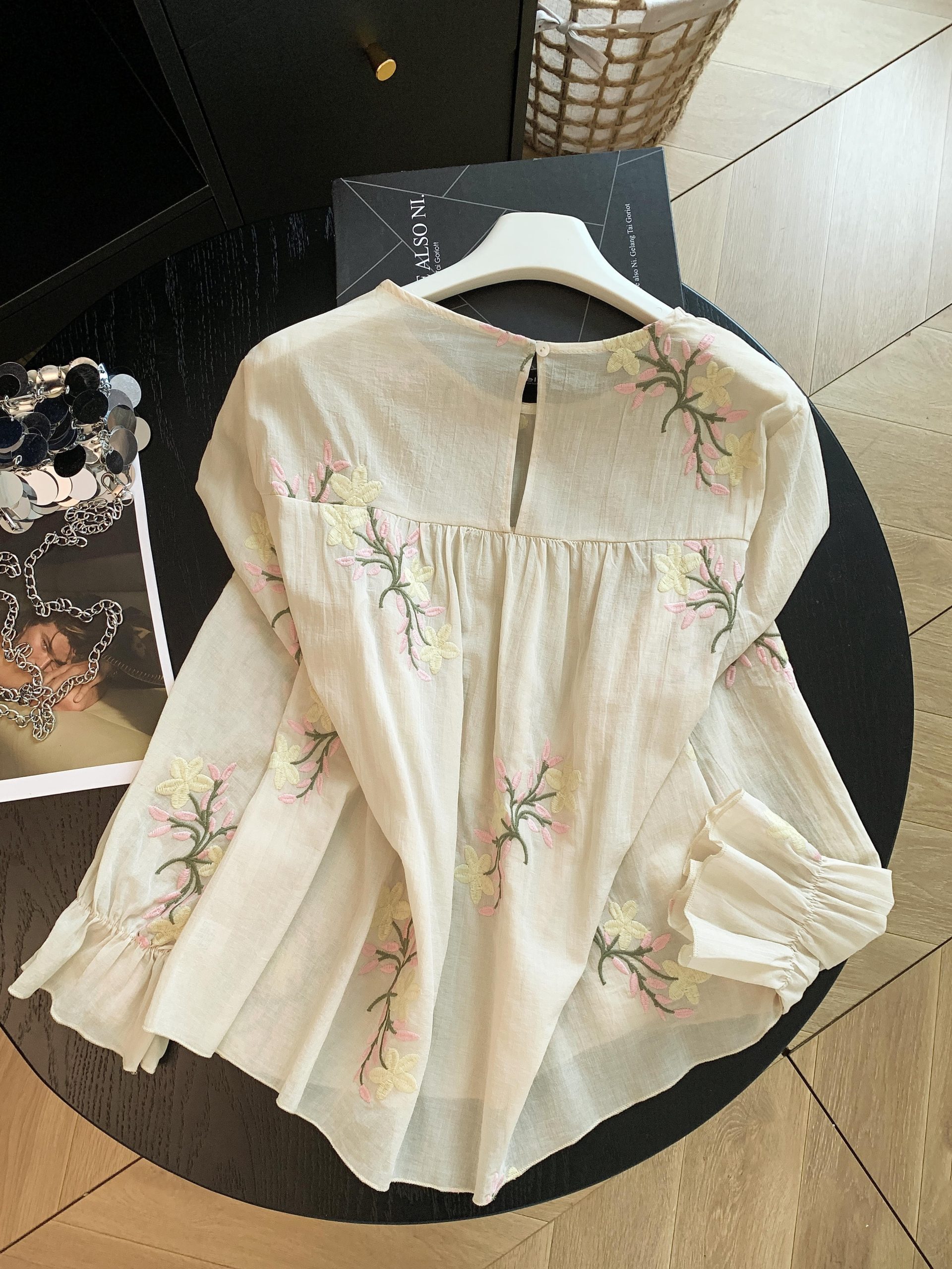 Embroidered Ramie Shirt Women's Vacation Loose Slimming Lightweight Sun Protection Top - Image 3