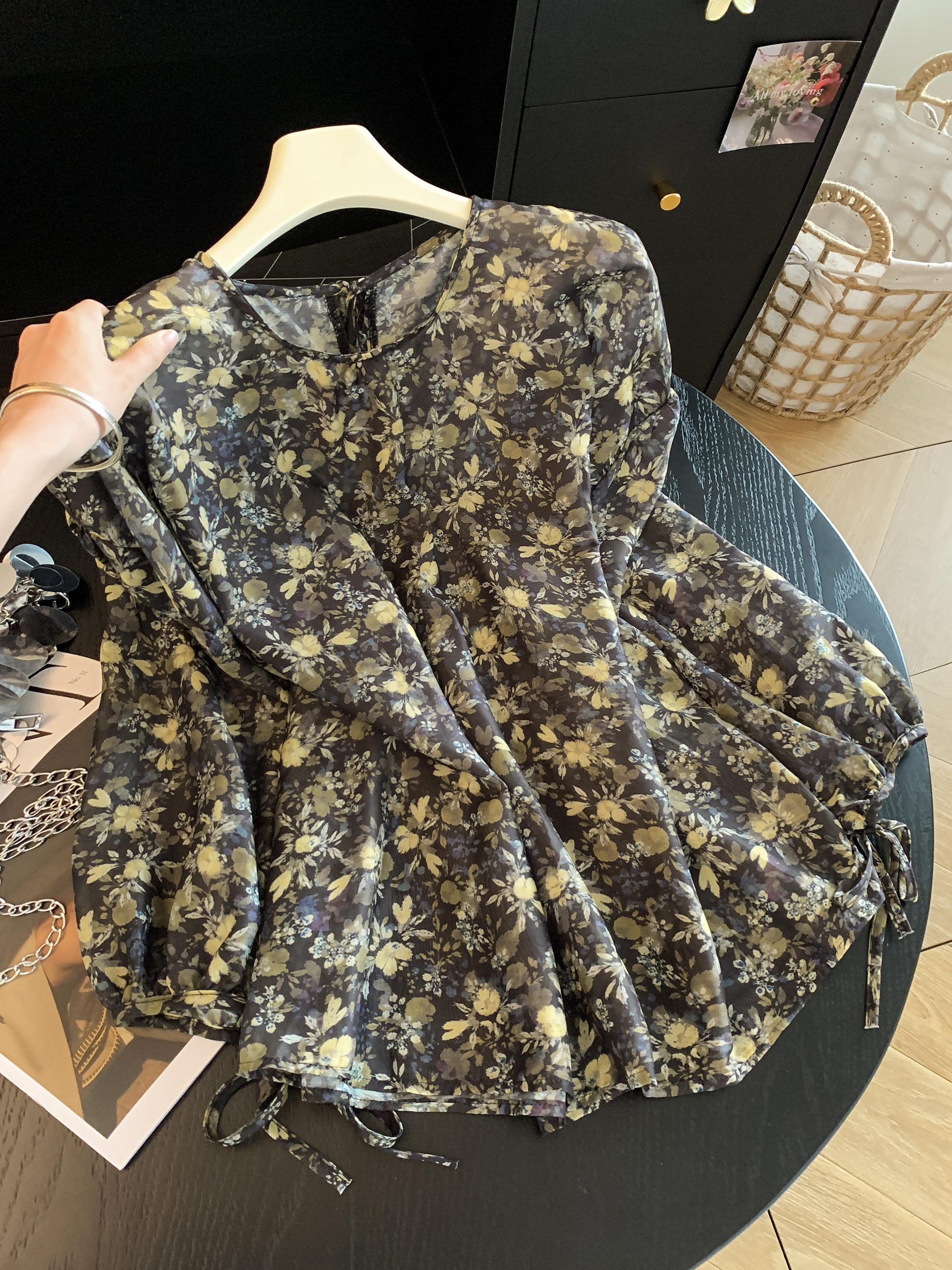 French Vintage Floral Pullover Shirt Women Summer Thin Loose Bubble Sleeve Top - Image 3